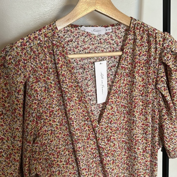 All in favor floral wrap dress - Picture 2 of 4